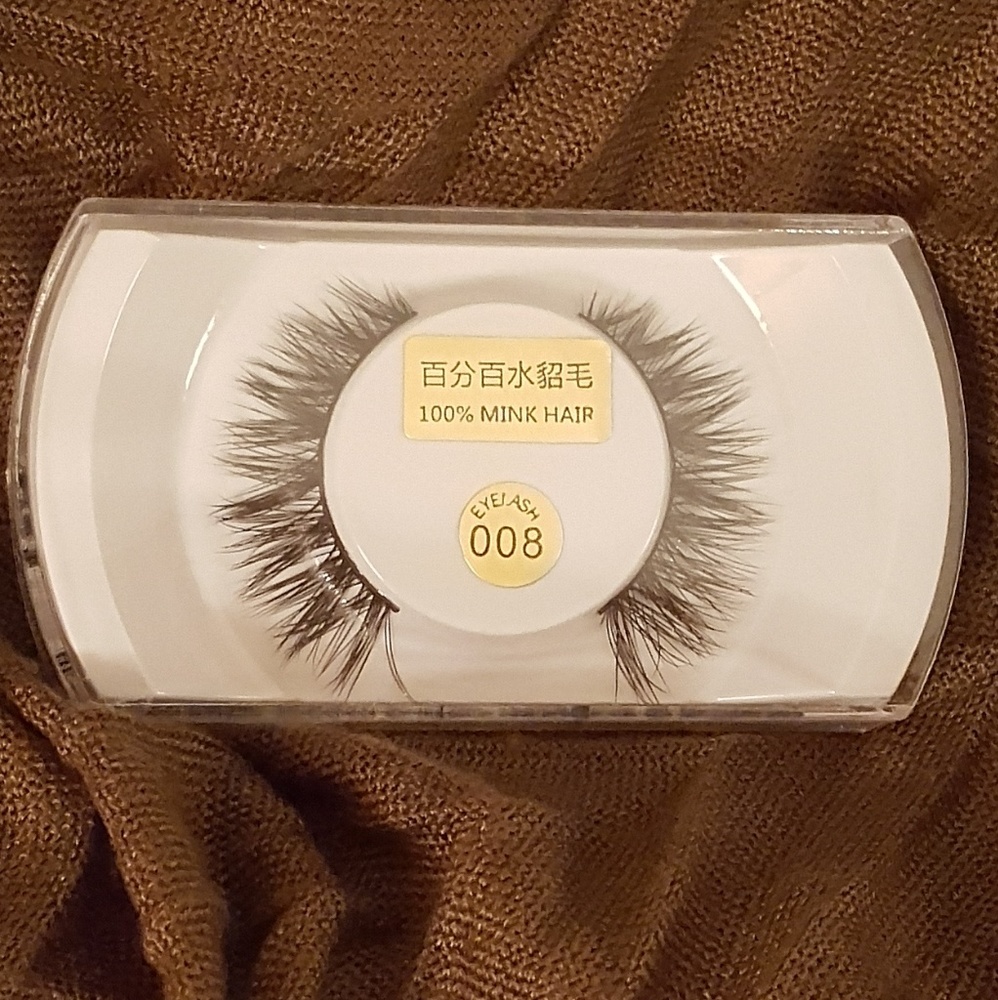 Mink lashes.